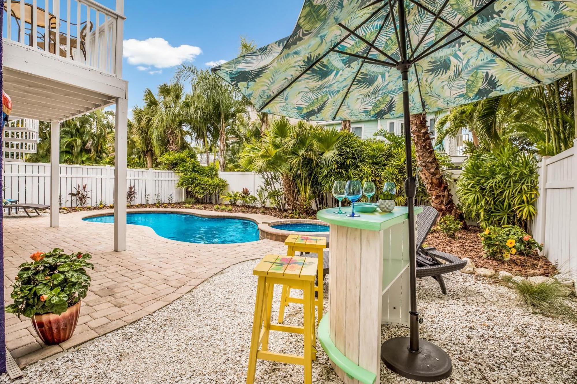 Banana Cabana Holmes Beach Exterior photo